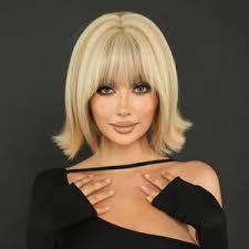 Rechercher les fabricants des bob avec frange en couches produits de  qualité supérieure bob avec frange en couches sur Alibaba.com