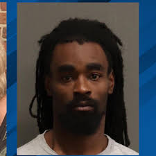 Tennessee college student shot near campus dies, DA says suspect shouldn't  have been rele