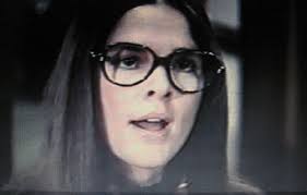 Check Out Ali Mcgraw In Love Story Great Black Nerd Glasses Nerd Glasses Ali Macgraw Love Story