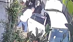 Idosa é agredida e retirada de dentro de carro à força por motorista em BH