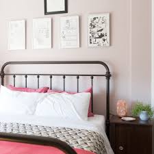 Now we may be biased white sheets look best when they actually stay white. How To Whiten White Sheets With 2 Ingredients Apartment Therapy