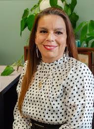 Lorraine Block's Instagram, Twitter & Facebook