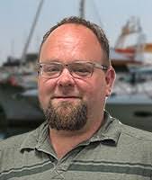 Garth Leighton's Instagram, Twitter & Facebook