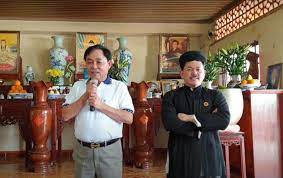 Thiết kế cổ điển với điểm nhấn màu nâu tinh tế. Vo Hoang Yen Tá»«ng Cá»©u Máº¡ng Ong DÅ©ng Lo Voi Chá»‰ Báº±ng 6 Thang Thuá»'c Nam Khi Chá»‰ Con 30 Sá»'ng