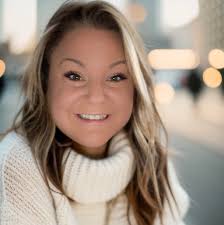 Have any of you read the books, Haunting Adeline and hunting Adeline? What  are your thoughts… Is it worth the read? ￼ Part of me is intrigued to read  it ￼