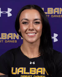 Alicia Grady's Instagram, Twitter & Facebook