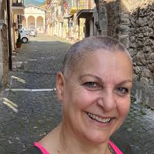 Come direste nel vostro dialetto: Sono tanto/a stanco/a vado a dormire !😁😴