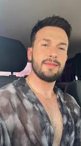 Fernando Zepeda's Instagram, Twitter & Facebook