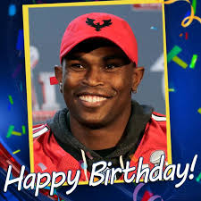 HAPPY BIRTHDAY JULIO! Atlanta Falcons All-Pro WR Quintorris Lopez Jones  better known as Julio Jones turns 30 today. Here's to many more great  seasons in Atlanta.🎉🎈🏈