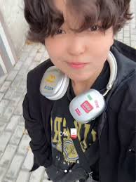 Alex and Tim Vessel for His Sisters