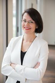 Praktisch kein immobilienkredit wird heutzutage von den banken vergeben, ohne dass ein großteil der finanzierungssumme abgesichert ist. Baufinanzierung Besuch Bei Der Bw Bank