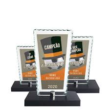 Escale os craques do brasileirão para o seu time e dispute com amigos e milhares de jogadores para ver quem sabe mais de futebol! Trofeu Cartola Fc 2020 Kit 3 Trofeus 1Âº 2Âº 3Âº No Elo7 Edir Sussel Trofeus Placas Acrilicos 11f61cc
