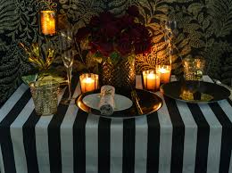 Sep 10, 2019 · the only pieces of china that should be part of a table setting before the meal starts are the bread plate and a charger, if desired. Diy Tips For A Romantic Dinner Table Setting For 2 Beautiful Homes