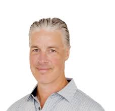 Geoff Goss's Instagram, Twitter & Facebook