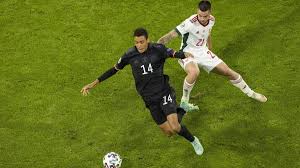 Der klassiker zwischen england und deutschland im wembley vor 45'000 fans unterhält. B9byjfijmvl3om