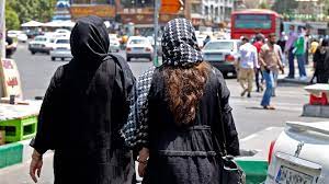 Proteste im Iran: Was sagt der Islam zum Kopftuchgebot? | tagesschau.de