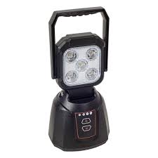 Vamvo projecteur, 1920 x 720 pixels de résolution. Acheter Projecteur Led Rechargeable A Prix Favorables 310655 Prolux