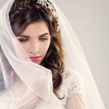 But one important question comes into play before you walk down the aisle: 42 Fun To Wear Half Up Half Down Wedding Hairstyles
