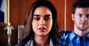 Dewey's theme is similar to Broken Arrow's theme