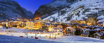 Retrouvez toutes les infos utiles, les lives et. Val D Isere Resort Guide 2019 20 Best Bars Restaurants Pistes