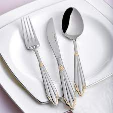 12 kişilik bir takımdır ve kalabalık yemek masaların. Karaca Mantilla Gold Sandikli 84 Parca Catal Kasik Bicak Fiyati