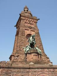 Negara lain itu meliputi india. Monument War Monument Famous Monuments