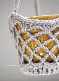 Crochet hanging baskets are very popular with crocheters as they are so easy to crochet which is how cute is this small hanging basket! Crochet Flower Pot Hanging Basket Repeat Crafter Me
