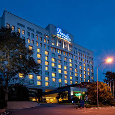 Tidak sampai seminggu pkp 2.0, sebanyak tiga buah hotel di port dickson dan nilai ditutup sementara sebagai langkah pengurangan kos kerugian. Hotel The Royale Bintang Resort And Spa Seremban Malaysia Bei Hrs Gunstig Buchen