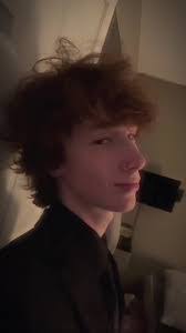 Steven Tomas's Instagram, Twitter & Facebook