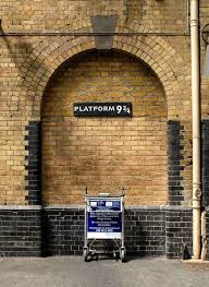 Harry Potter S Track 9 At King S Cross Station In London Harry Potter S Track 9 At King S Cros Harry Potter Locations Harry Potter London Harry Potter Wall