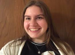 This week's Student Highlight is Senior, Hannah Vattes! Why did you choose  Mercy? “I originally didn't have Mercy as my first choice, but after going  to Open House, I was hooked onto