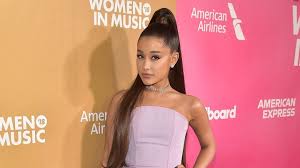 International was released today, and though the movie has made quite a few updates to the original 1997 storyline, the writers reportedly decided to integrate some of the nostalgic jokes from the first film. Ariana Grande Makes A Cameo In Men In Black International