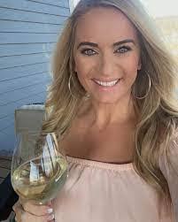 Tara Gerber's Instagram, Twitter & Facebook