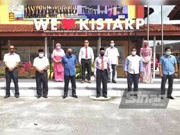Stesen terdekat untuk ke kolej vokasional shah alam adalah: Pus 28 40mucrm