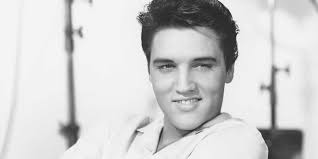He had a twin brother who was. Zeitsprung Am 5 6 1955 Brennt Elvis Auto Und Mama Weiss Es Udiscover Germany