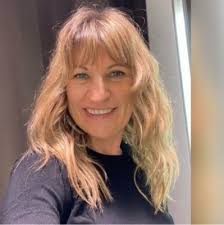 Julie Bodin sur LinkedIn : Bouge ta boîte veut défendre la place des femmes  au-delà des frontières…