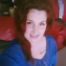 Beth Harbour's Instagram, Twitter & Facebook