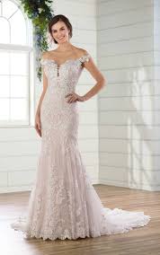 Lace Fit And Flare Wedding Gown With Open Back Essense Of Australia Wedding Dresses Fitted Wedding Dress Wedding Gowns Lace