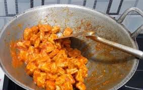 Saya menyajikan bersama dengan tumis bayam dan tahu goreng balado. Resep Tahu Balado Pedas Yang Lezat Untuk Menu Simpel Hari Ini