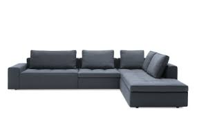It adapts easily to any room size and can be included both in traditional and contemporary locations. Calligaris Divano Sofa Lounge By Calligaris Archello