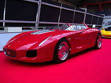 La ferrari 550 maranello remplace la 512m, dernière évolution de la ferrari testarossa.dessinée par pininfarina, elle marque le retour de ferrari au moteur v12 avant pour sa gt, architecture abandonnée après la ferrari daytona. Ferrari 550 Wikipedia