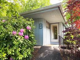 Browse photos, see new properties, get open house info, and research neighborhoods on trulia. 640 Belle Terre Rd Port Jefferson Ny 11777 Office Property For Sale On Showcase Com