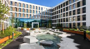 This place is situated in munchen, oberbayern, bayern, germany, its geographical coordinates are 48° 9'. Squareville Munchen West Hotel Munich Deals Photos Reviews