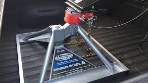 Fifth wheel hitches for short box trucks. 5 Best Fifth Wheel Hitches For Short Bed Trucks Of 2019 Eitmonline