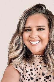 Lila Harmon's Instagram, Twitter & Facebook