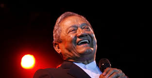 Born armando manzanero canche, he grew up in ticul, yucatan, mexico in a family of mayan descent. Ntrwphio57vfdm