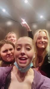 Laura Schweizer Local