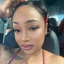 Ellie Hurst-Frost (@ellie_hf)