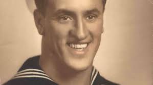 VA chief reverses memo that would've banned wartime 'Kiss' photo featuring  Rhode Islander