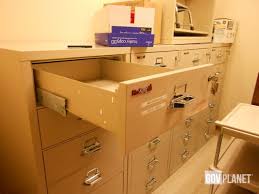 In the diagrams above the darker circles represent digital or dial combination locks where the lighter circles represent key locks. Fire King Fireproof File Cabinets In Williamsburg Virginia United States Ironplanet Item 2165551